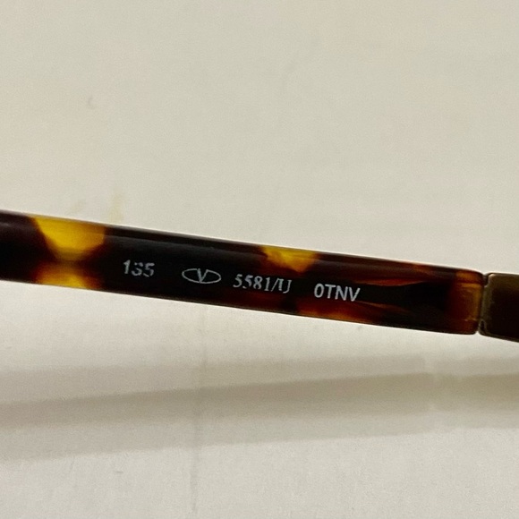 Valentino Garavani Tortoise with Rhinestones 135 5581/1J OTNV - Picture 9 of 16